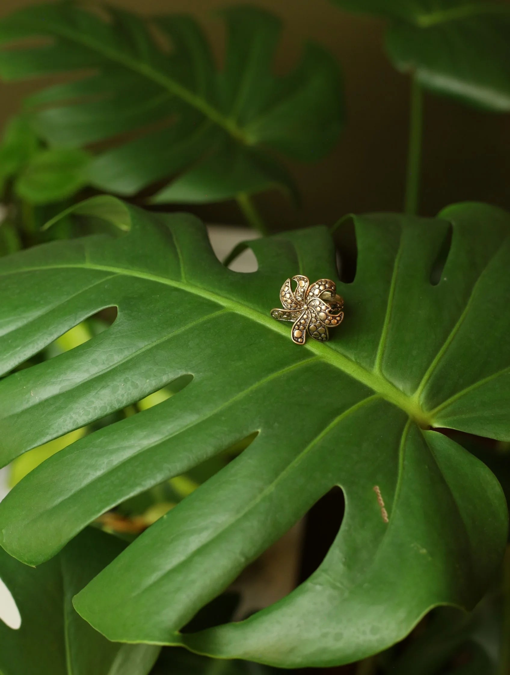 Abstract Flower Ring Size 5