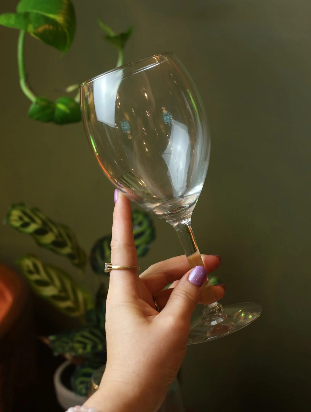 Teardrop Wine Glass