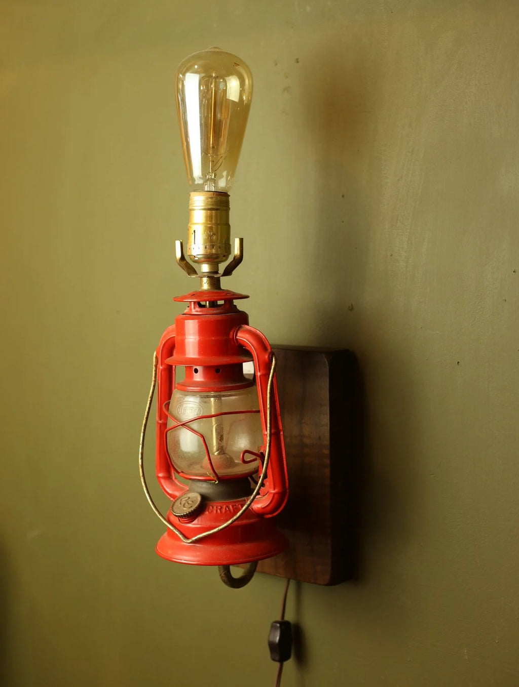 Red Lantern Sconce Lamp