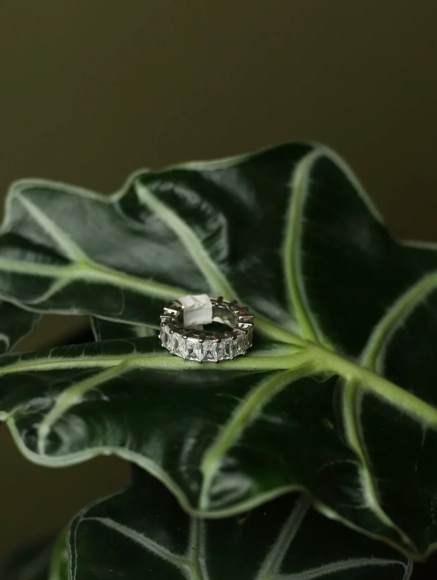 Silver Tone Baguette Band Ring - Size 6