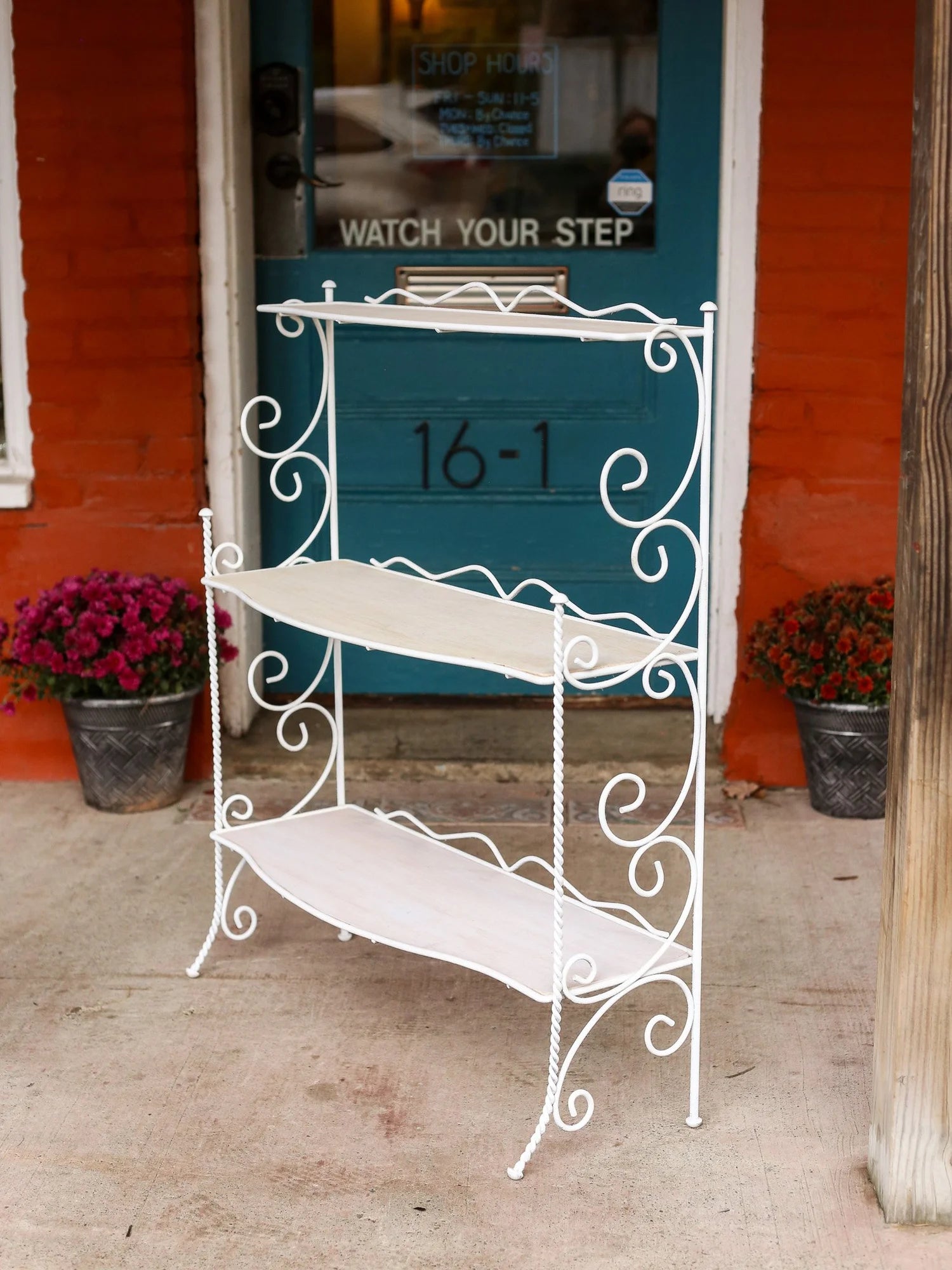 White Wrought Iron Plant Stand