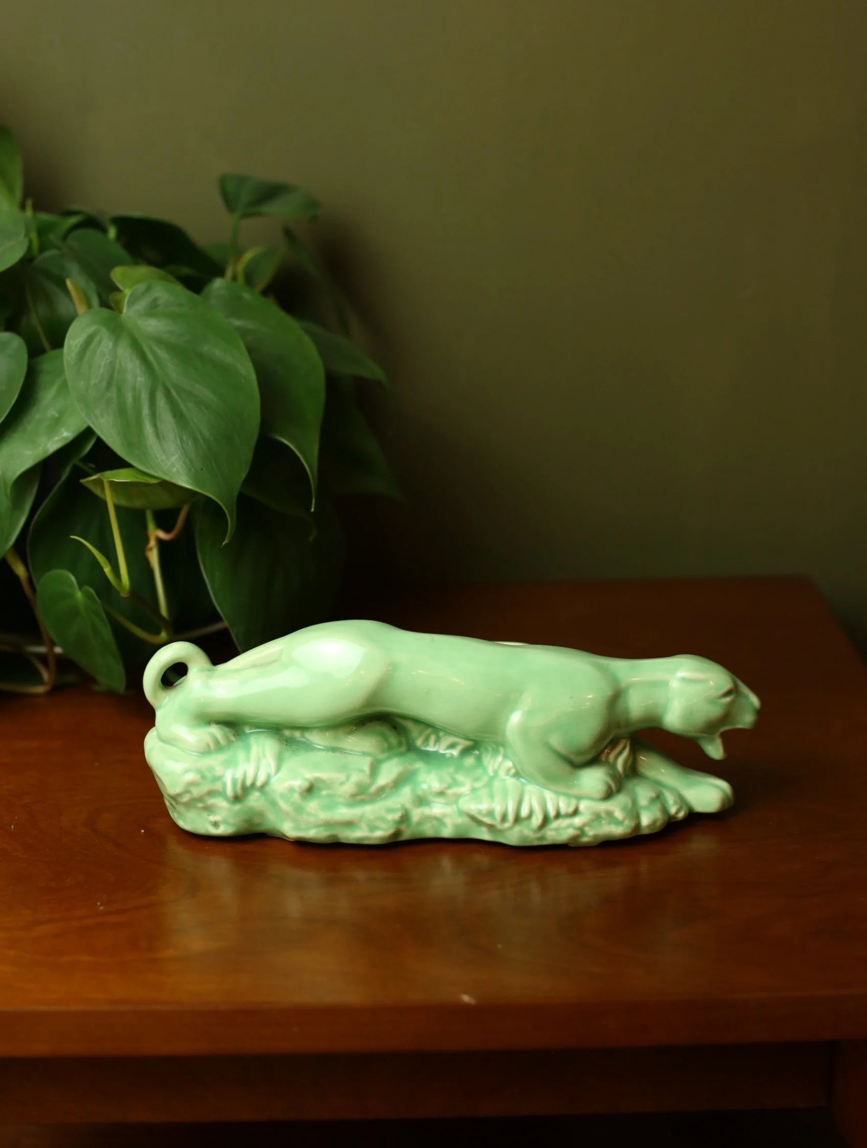 Jade Green Panther Plant/Vase