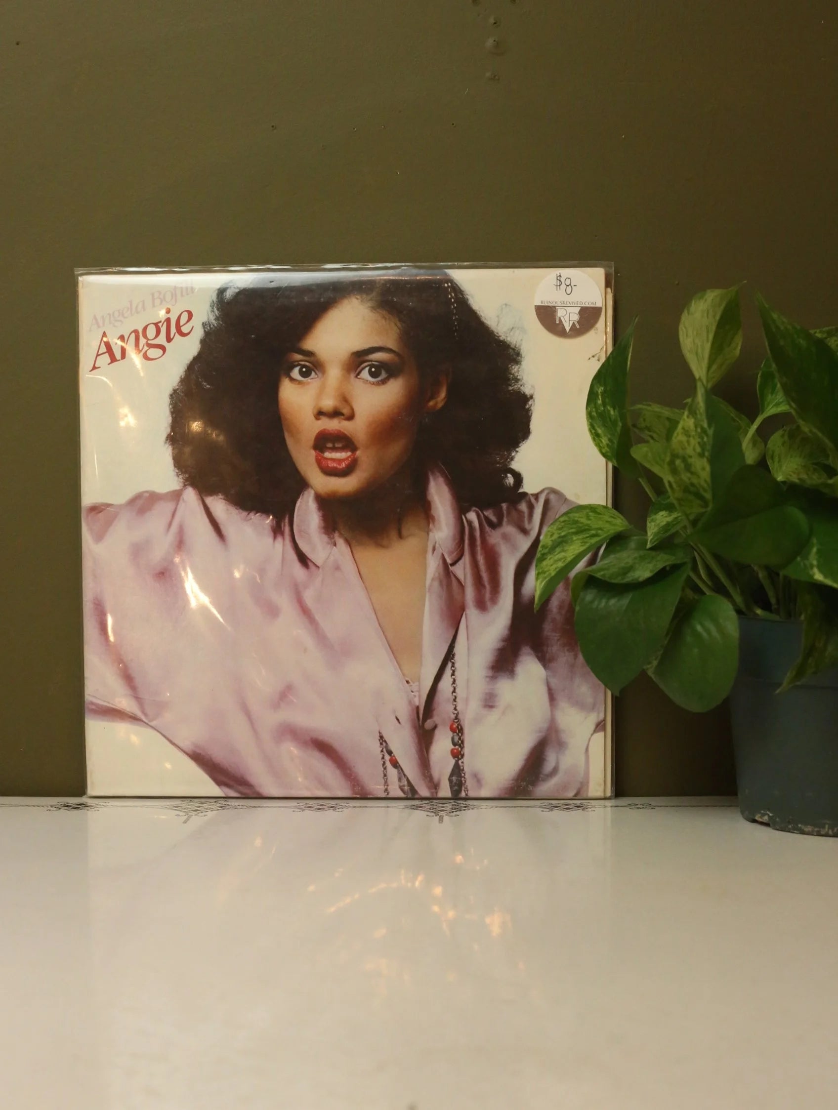 Angela Bofill – Angie