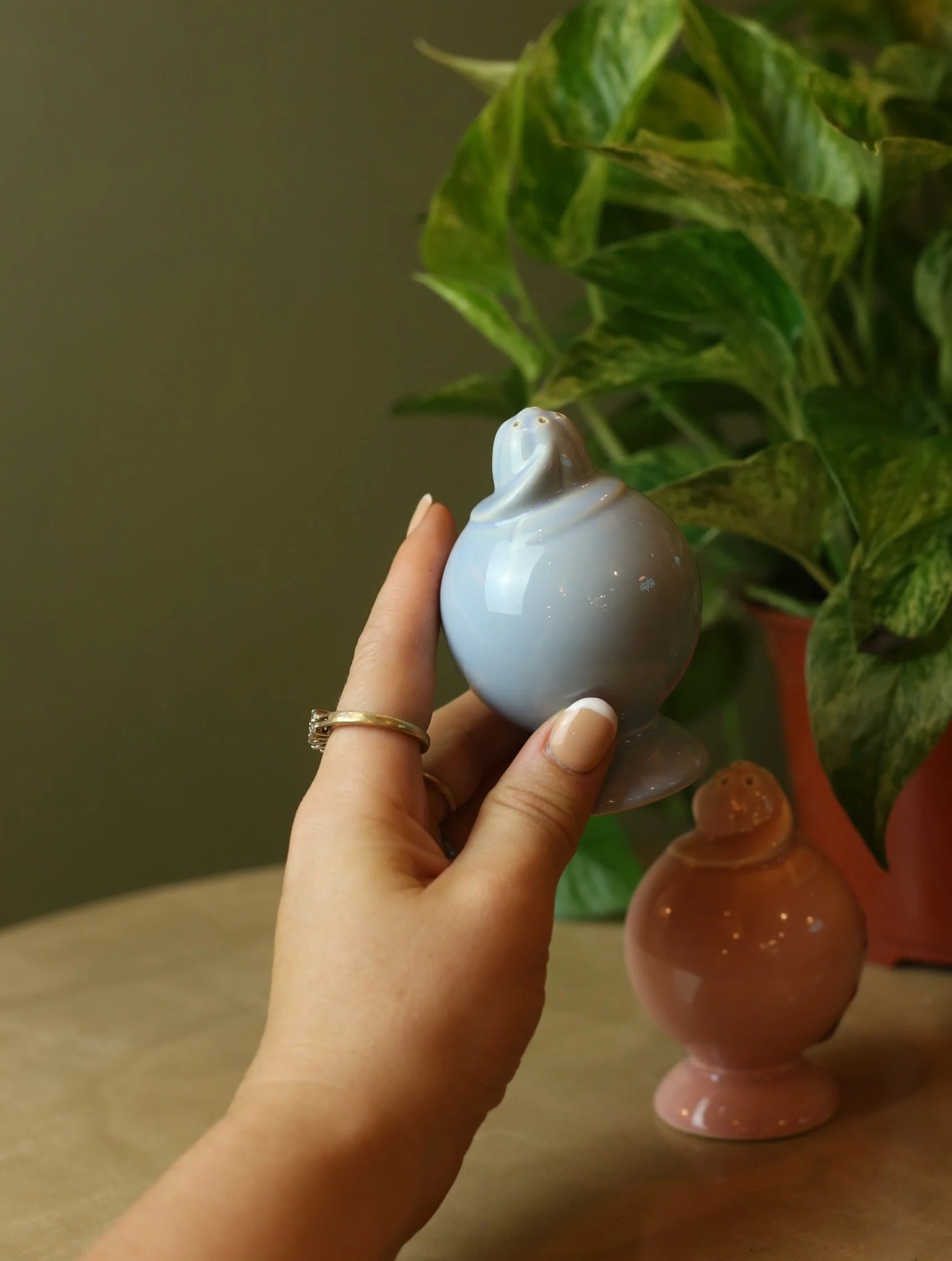 Art Deco Blue & Pink Salt & Pepper Shakers