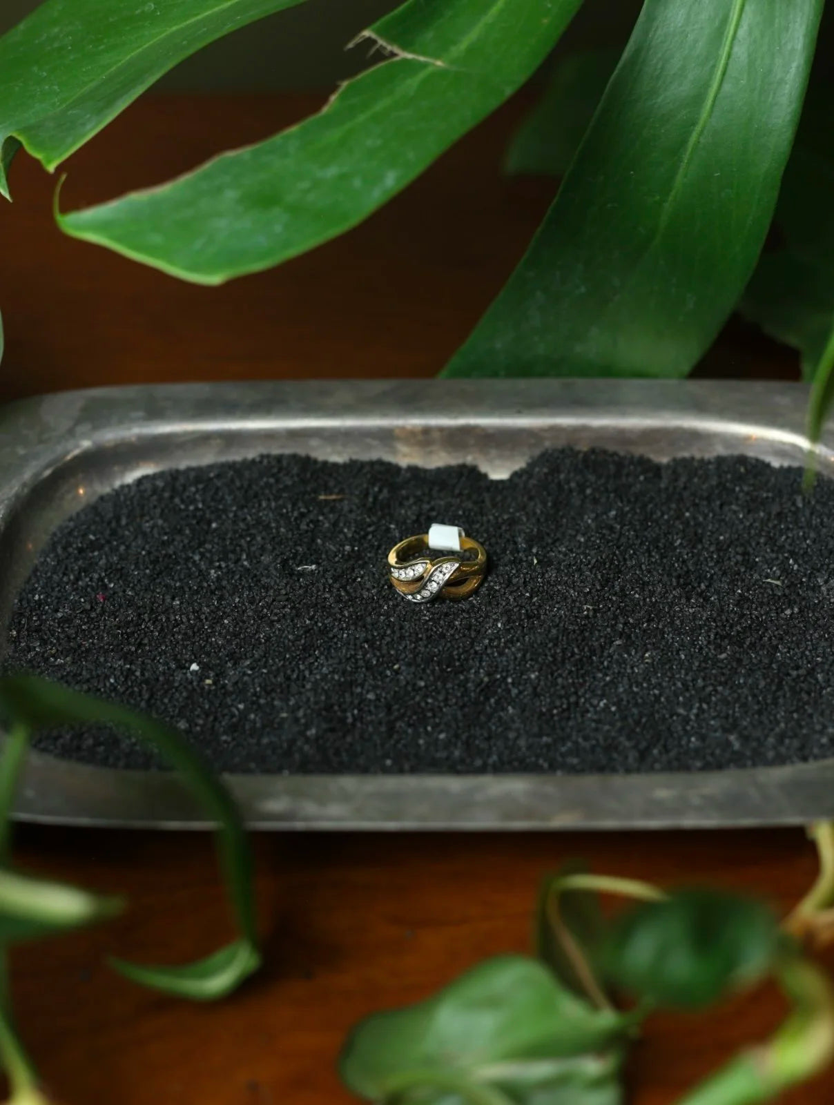 Free Form Rhinestone Gold Tone Ring - Size 7.5