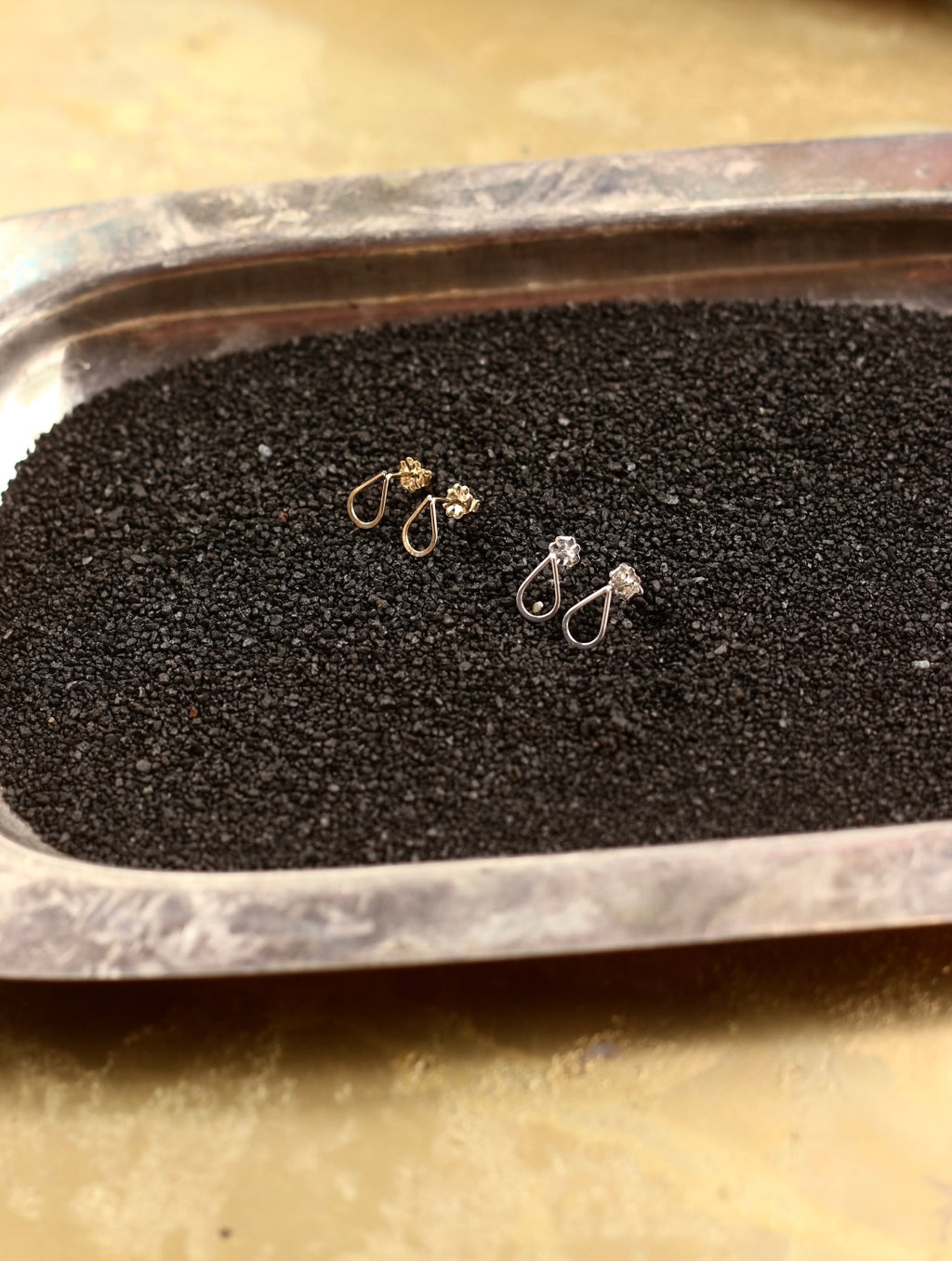 Teardrop Studs Earrings