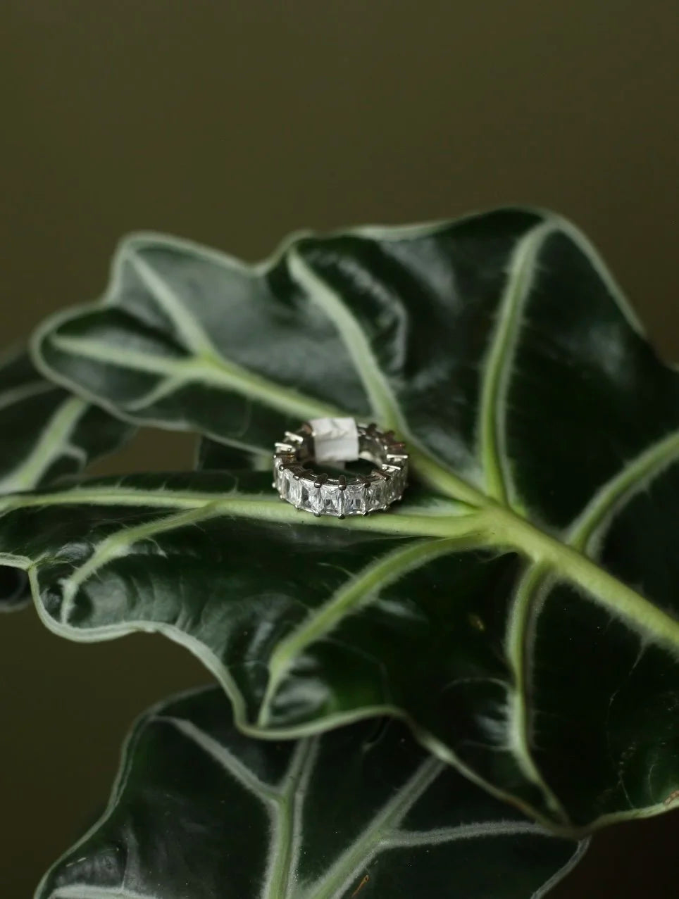 Silver Tone Baguette Band Ring - Size 6