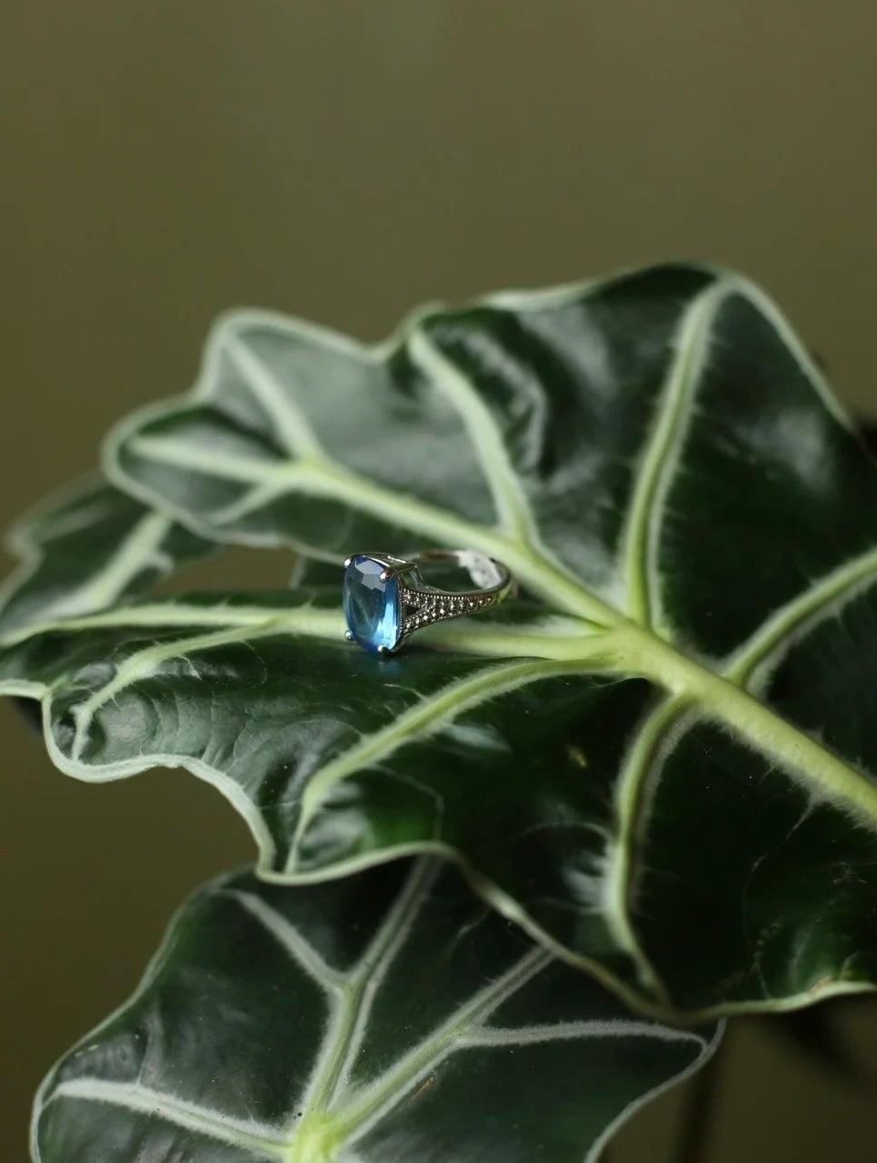 Blue Stone Silver Tone Ring - Size 6.5