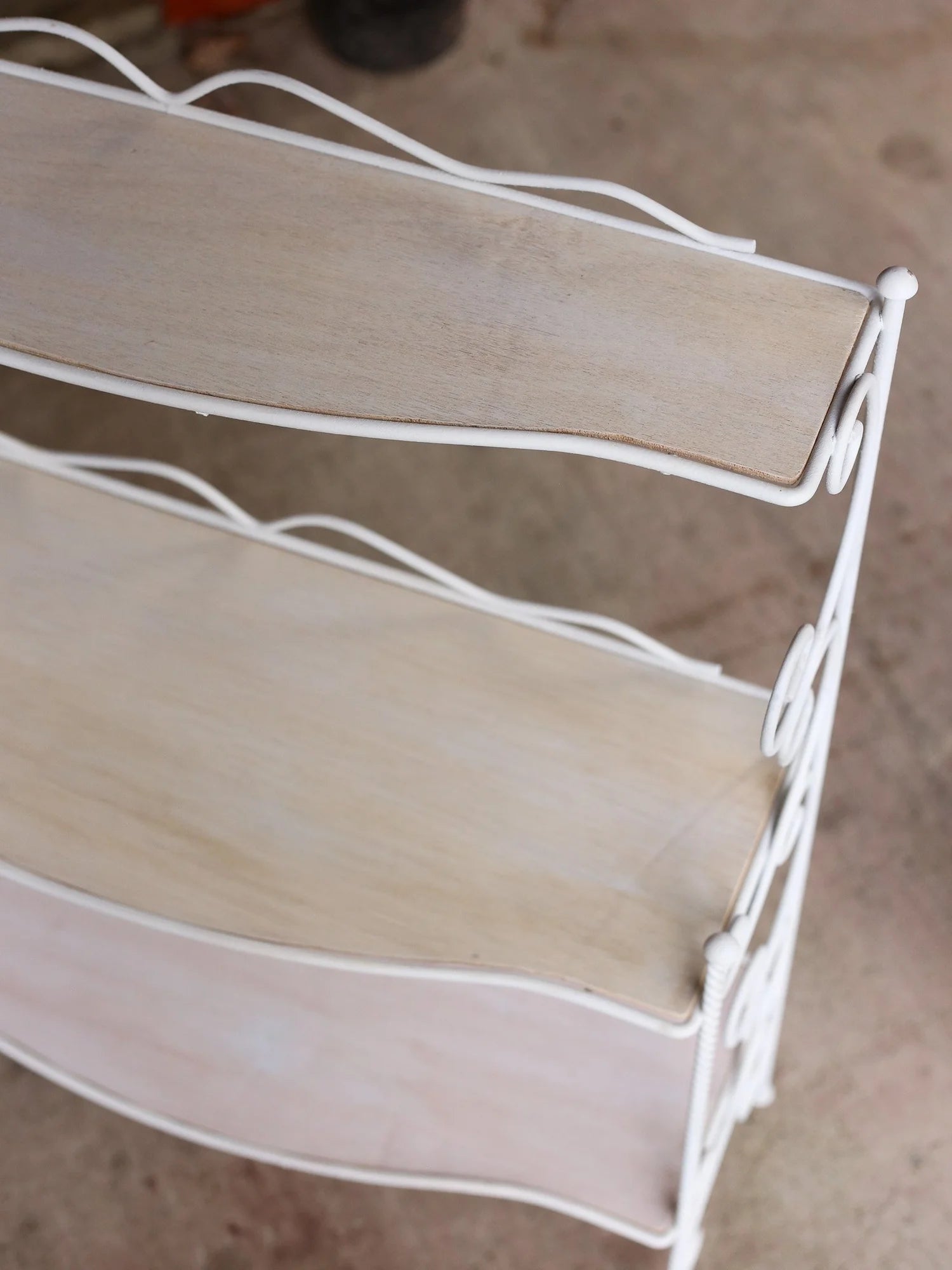 White Wrought Iron Plant Stand