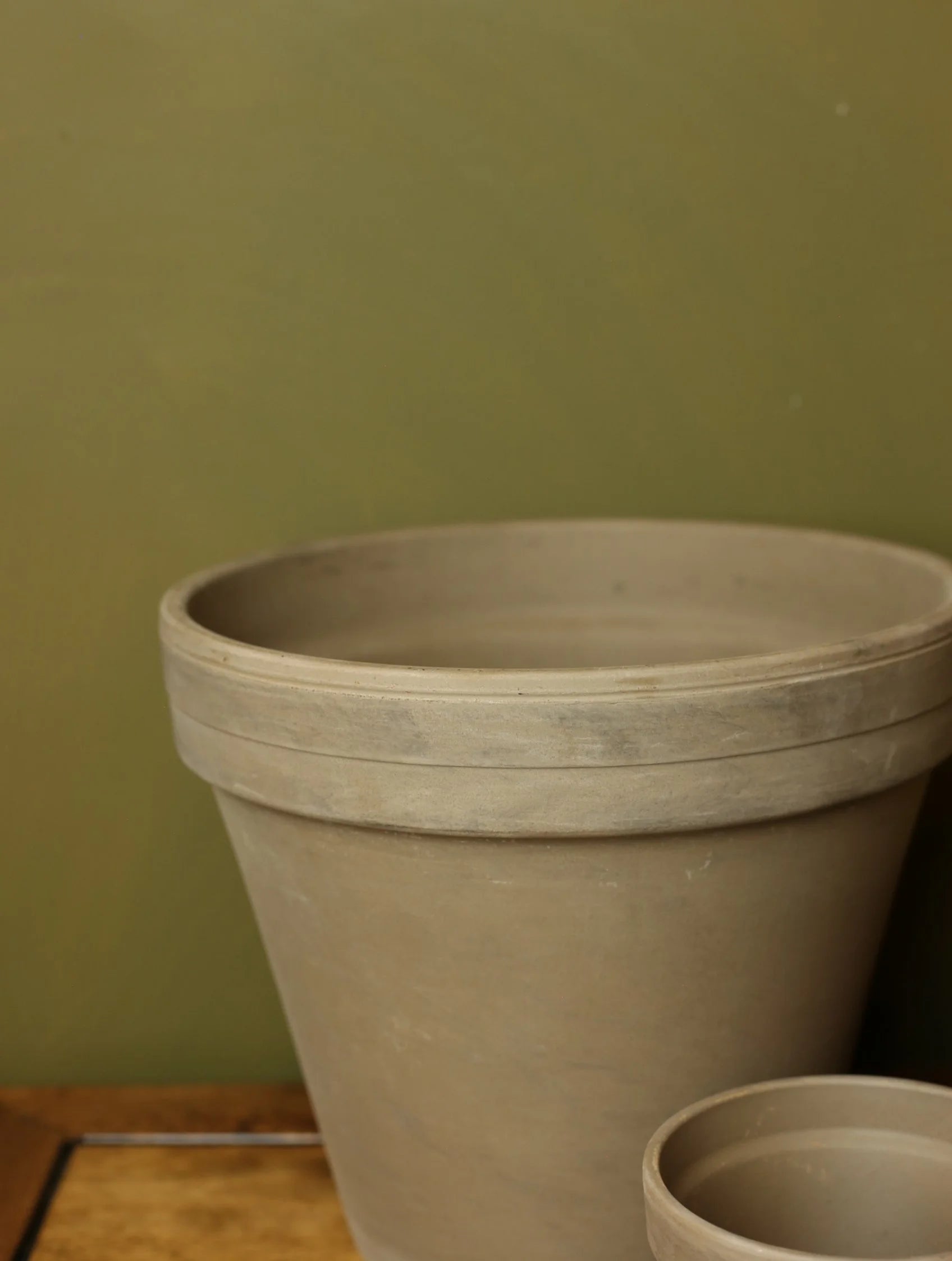 Gray Plant Pots