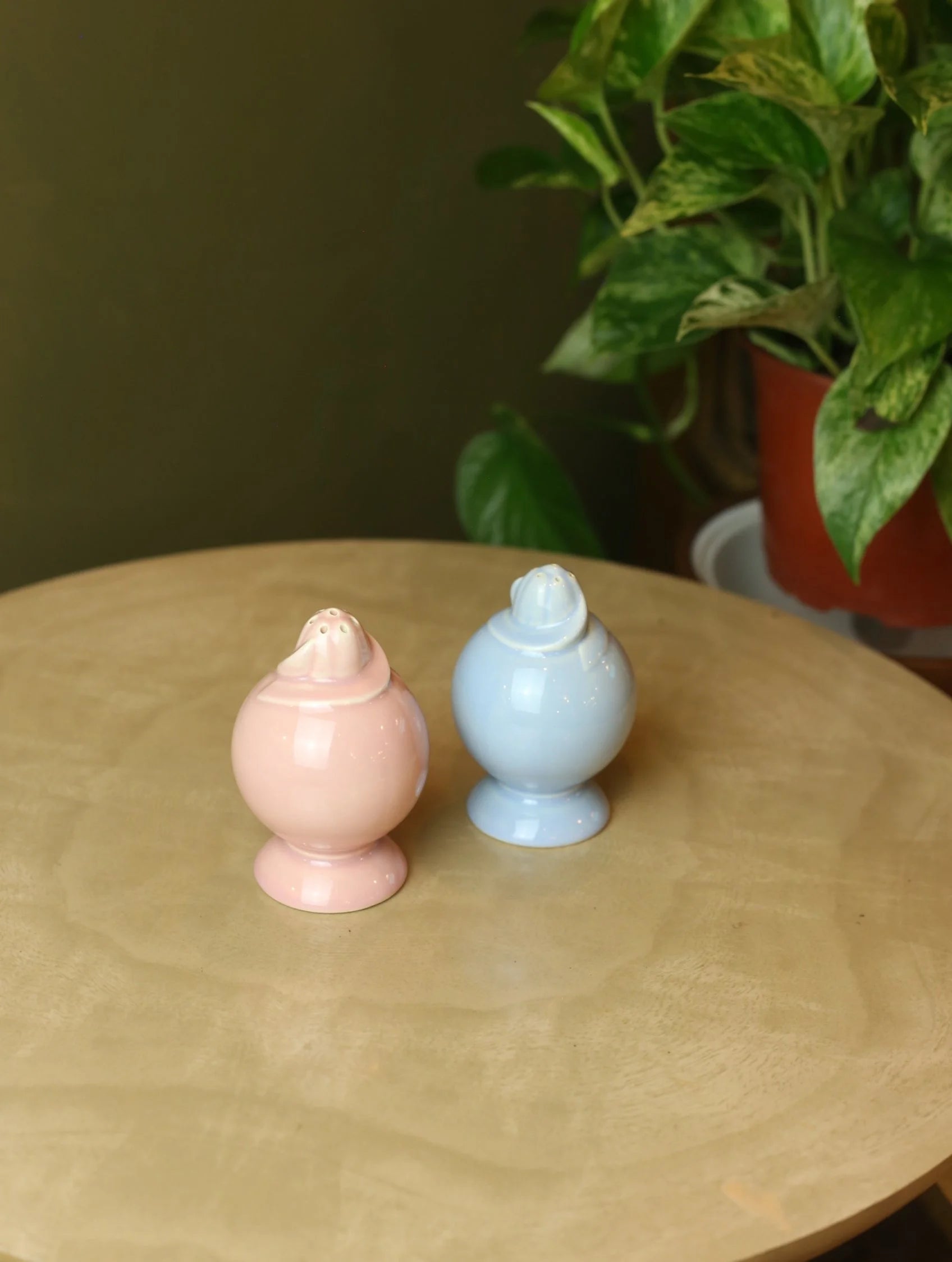 Art Deco Blue & Pink Salt & Pepper Shakers